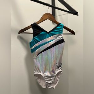 Shiny white silver, turquoise, and black GK leotard youth large!